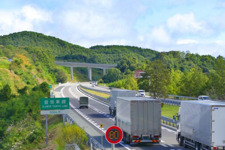 高速道路の排水管施工・メンテナンス